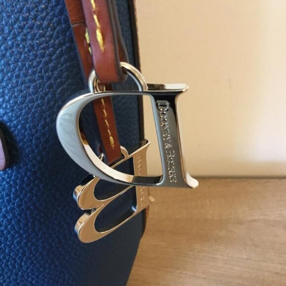 Dooney & Bourke Pebble Grain Camden Hobo Shoulder Bag Navy Blue NWOT - Picture 6 of 12